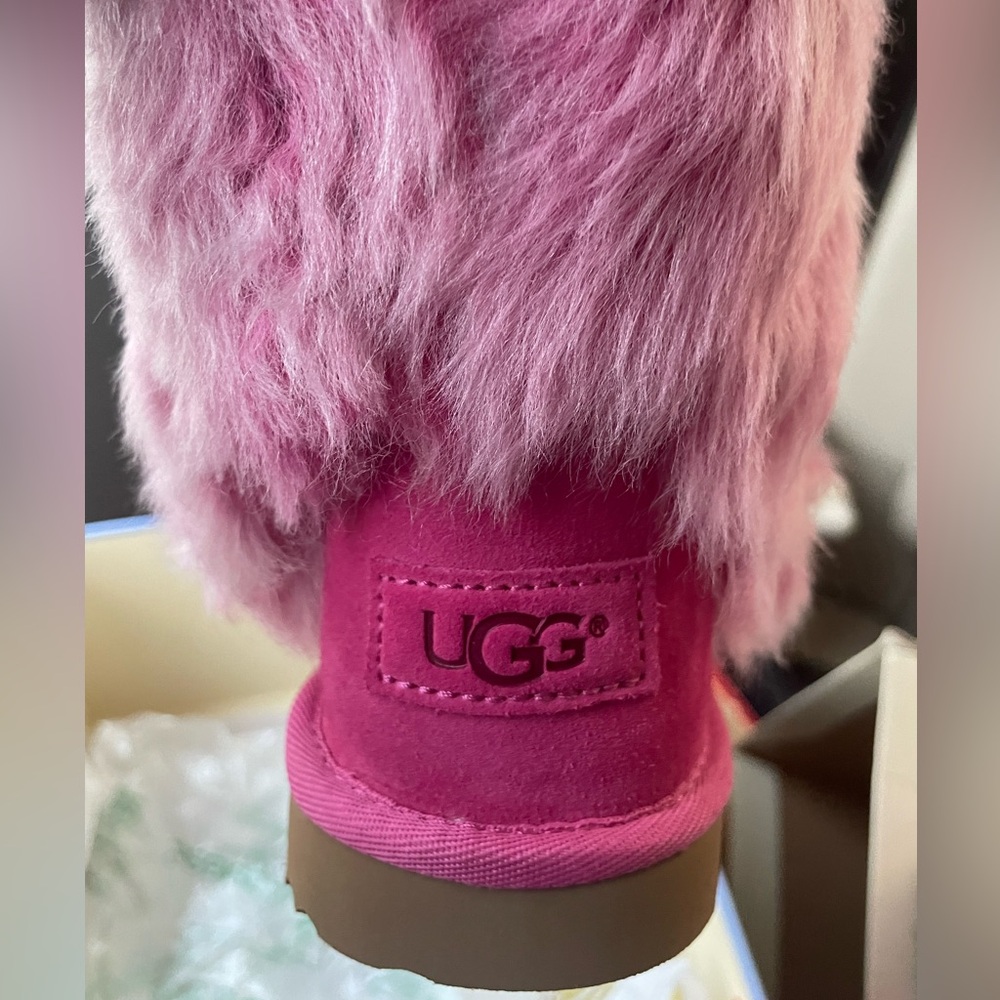 Big kids Uggs (girls)